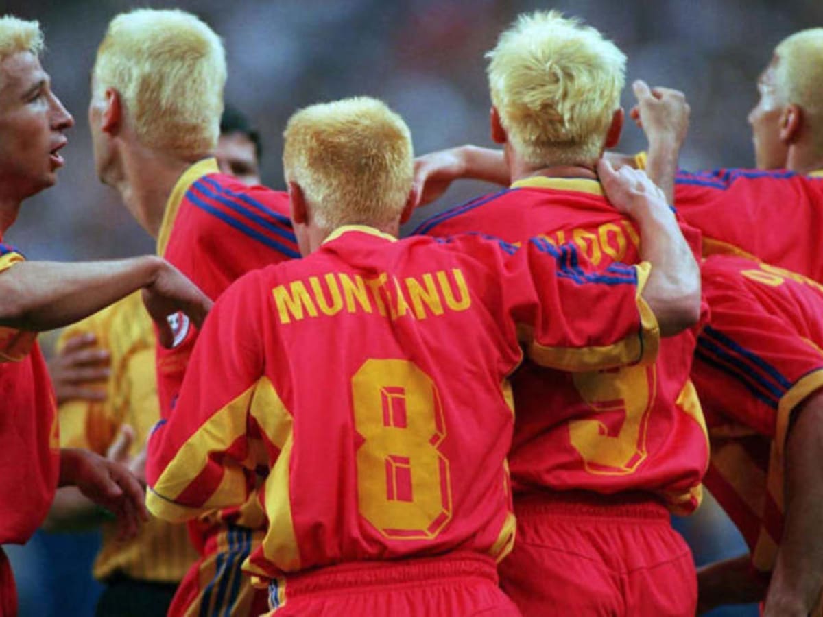 50 Most Iconic Football Shirts of All Time - Sports Illustrated