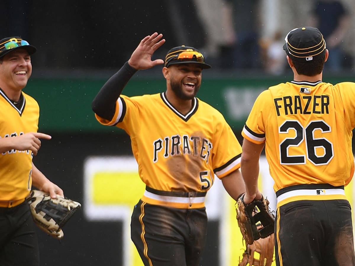 Pittsburgh Pirates Road Uniform - National League (NL) - Chris