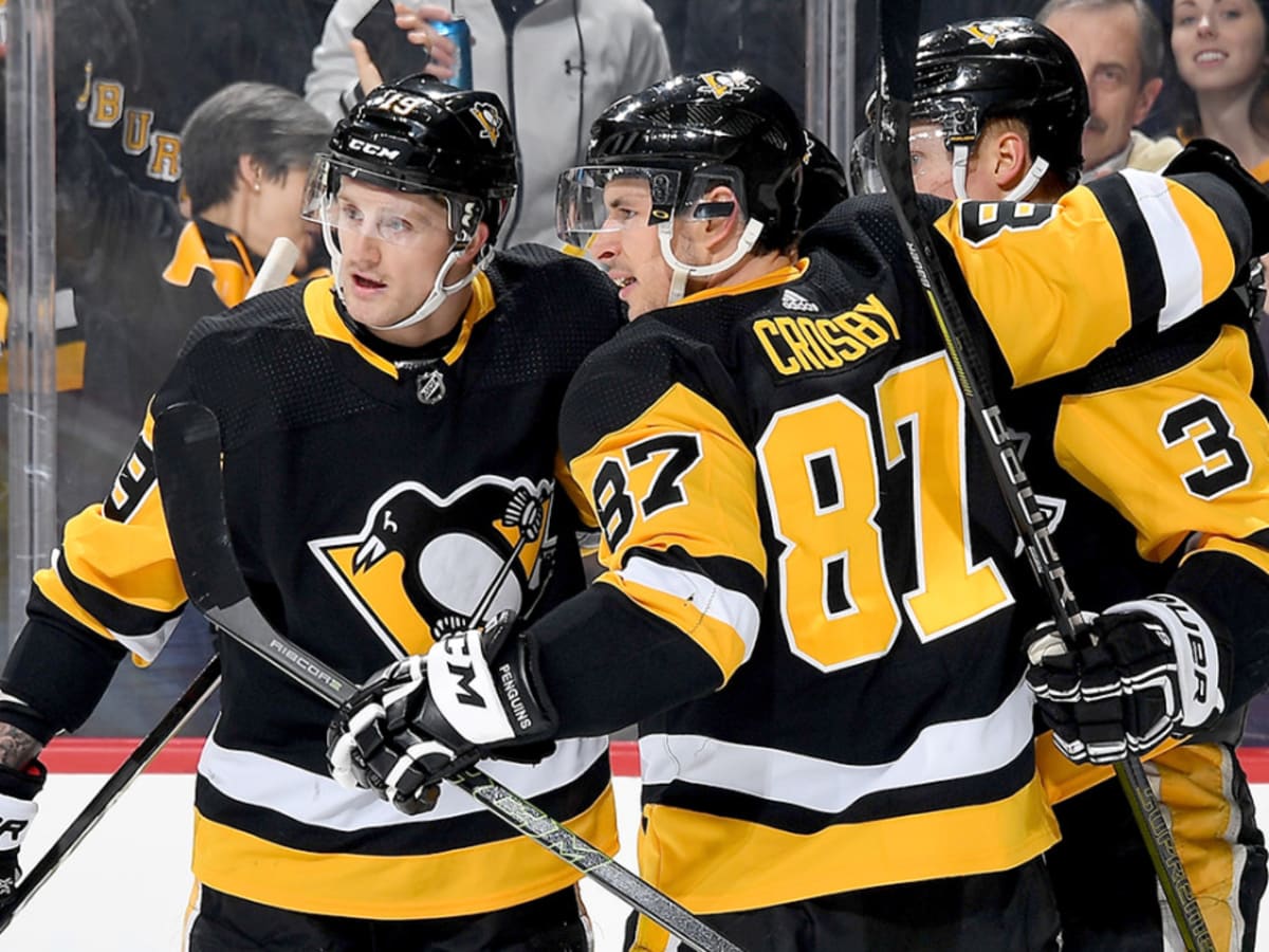 Penguins lock up playoff berth with 4-1 win over Red Wings