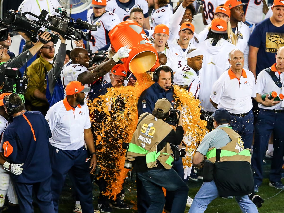 past gatorade colors super bowl