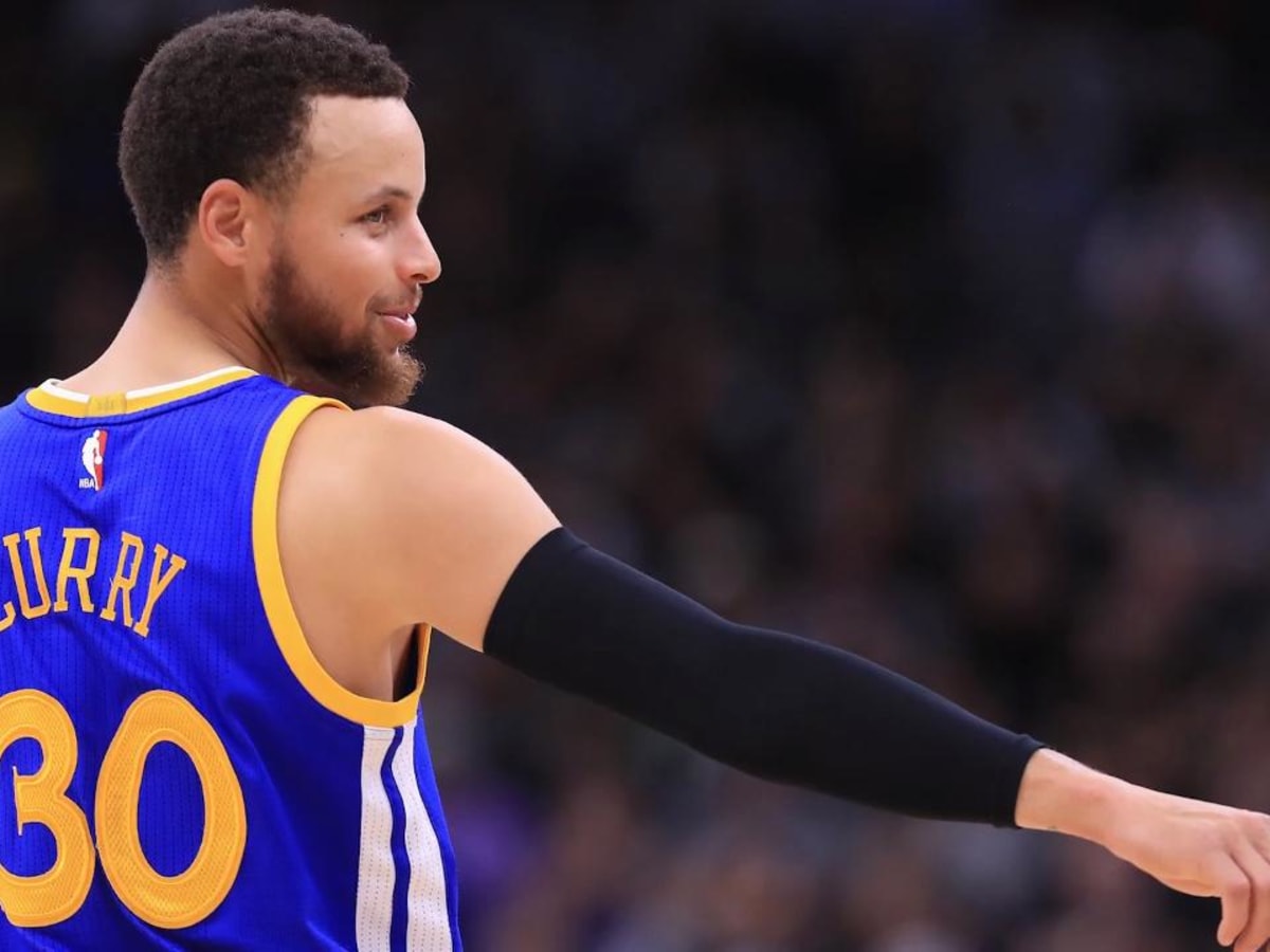 steph curry christmas shoes