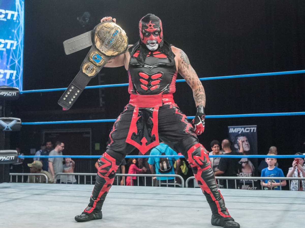 Wrestling news: WWE-Fox SmackDown deal, Pentagon Jr. interview - Sports  Illustrated