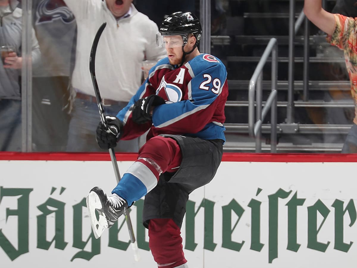 Colorado Avalanche: Plan for Getting Nathan MacKinnon a Stanley Cup