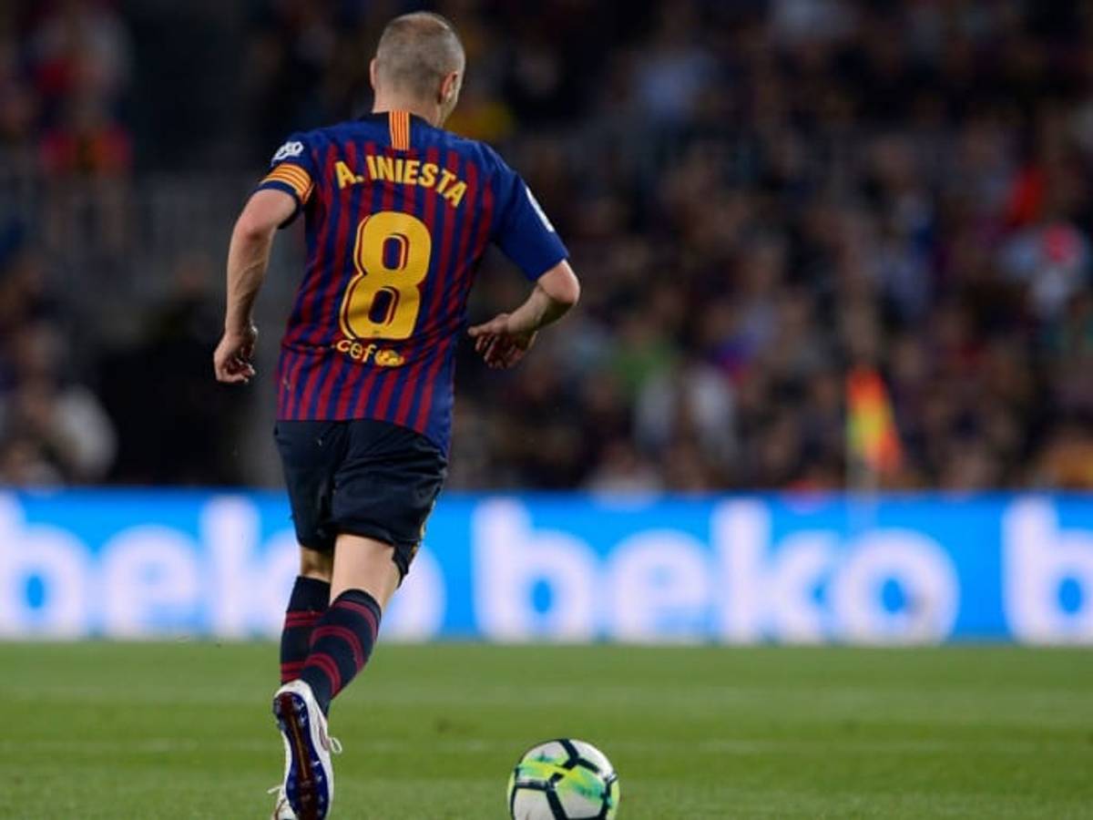 FOTOS | Las botas que utilizó Iniesta en su partido de despedida del  Barcelona - Sports Illustrated