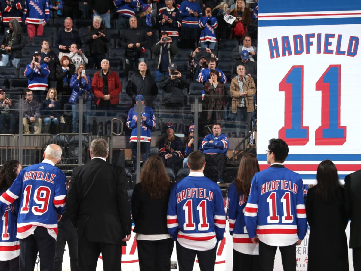 The Rangers' Other No. 11 Gets His Day of Honor - The New York Times