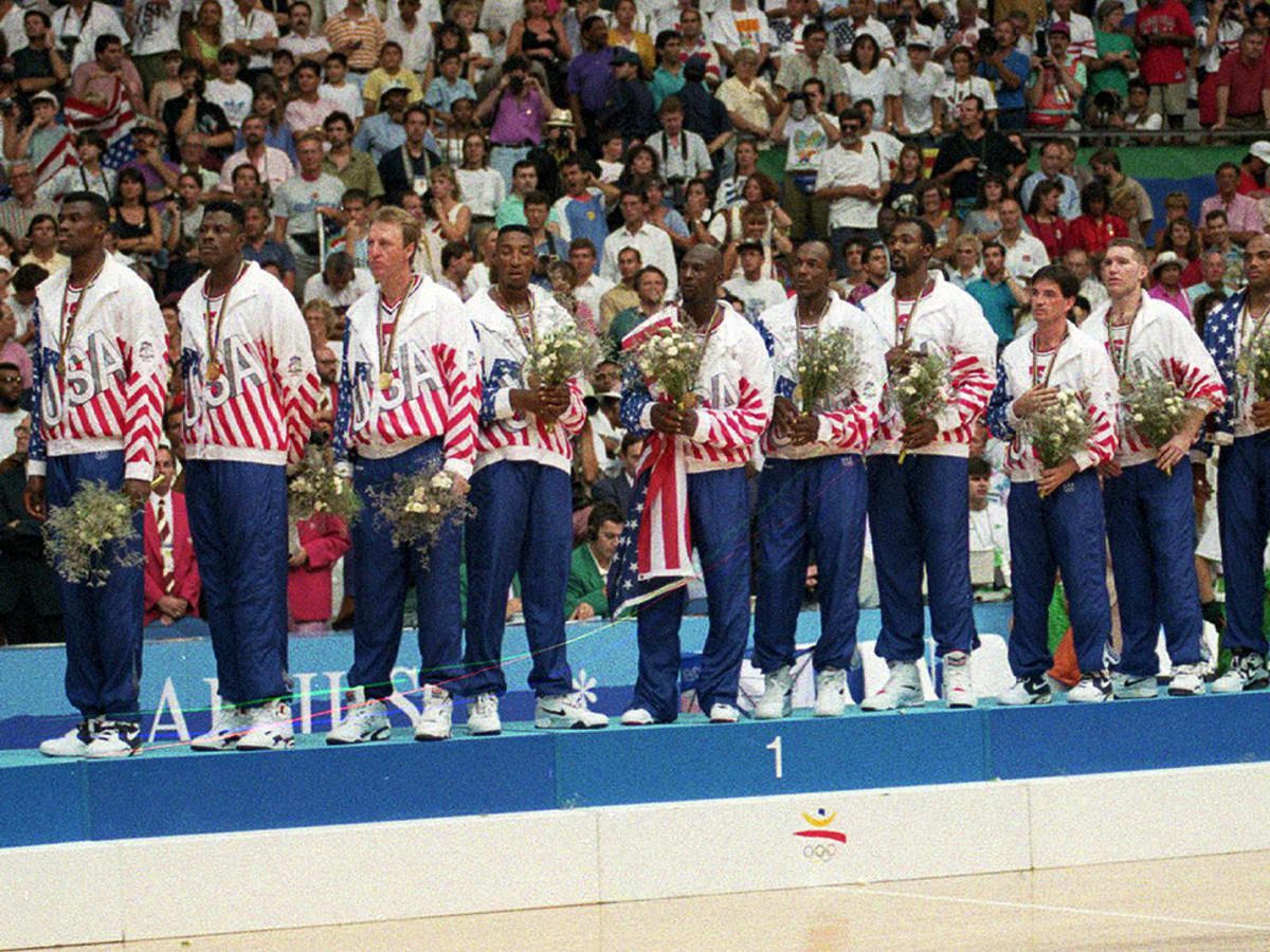 The 1992 USA men's Olympic Basketball team, aka The Dream Team. :  r/OldSchoolCool