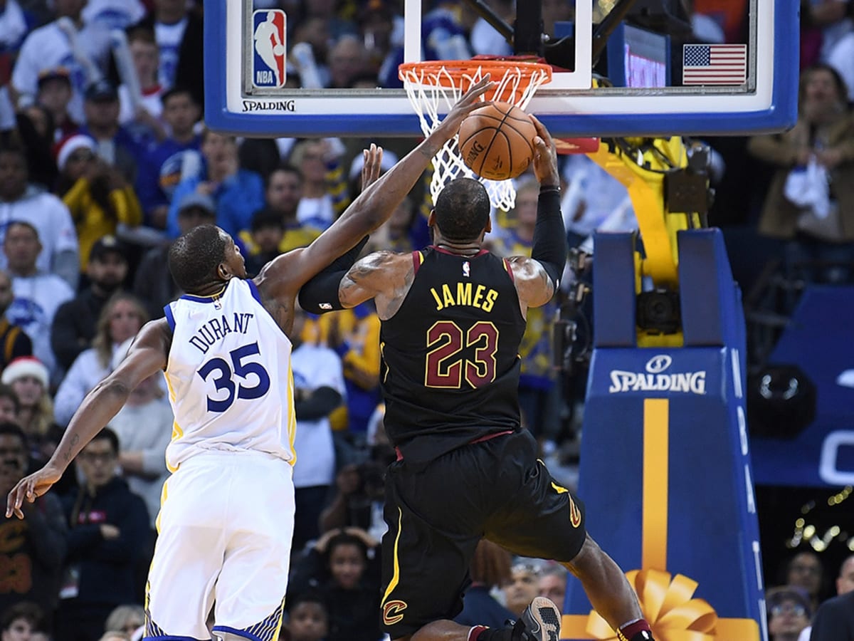 Golden State Warriors: Christmas Loss Highlights NBA's Officiating Issues