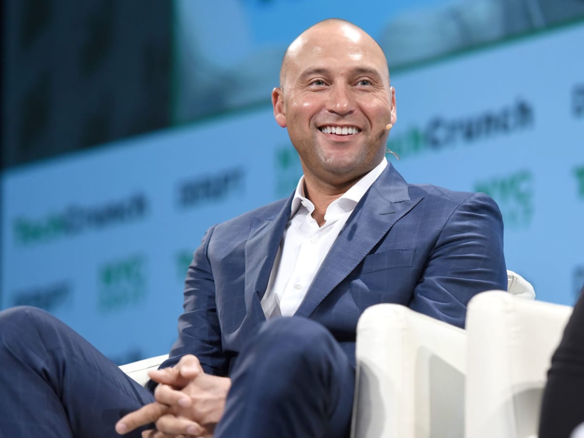 Derek Jeter group reportedly reaches agreement to buy the Marlins