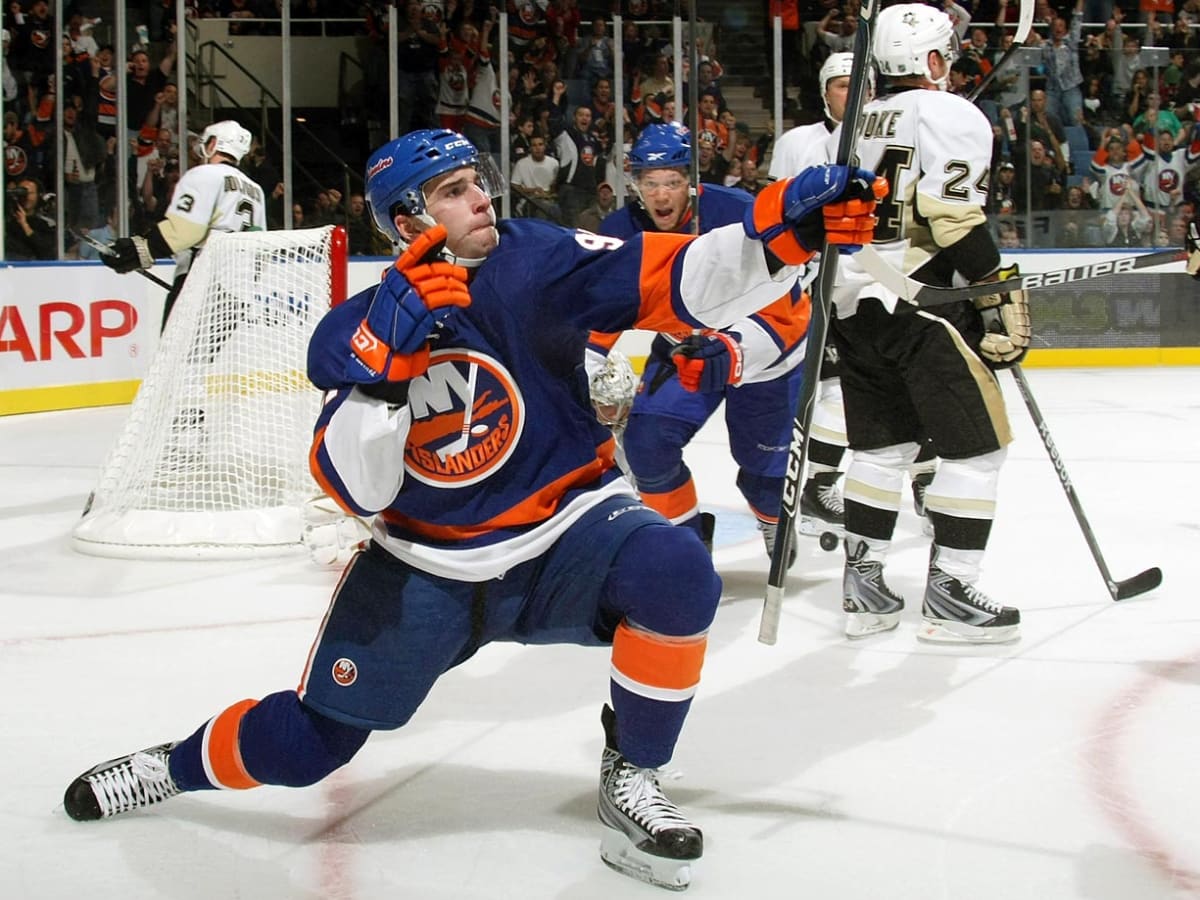 Sidney Crosby, Alex Ovechkin and John Tavares are 2013 Hart Trophy  finalists - Sports Illustrated
