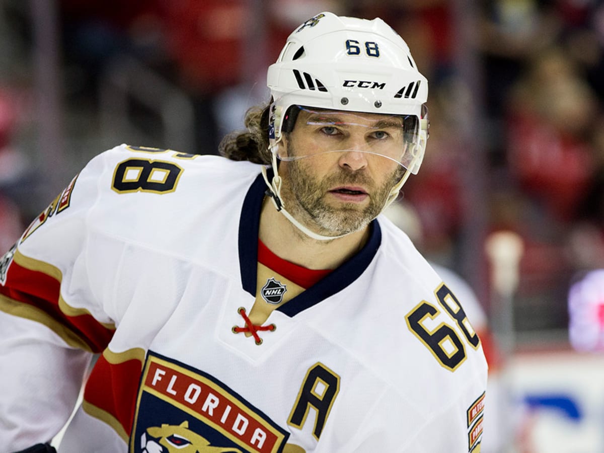 Jaromir Jagr hoping to re-sign with Devils for another season 