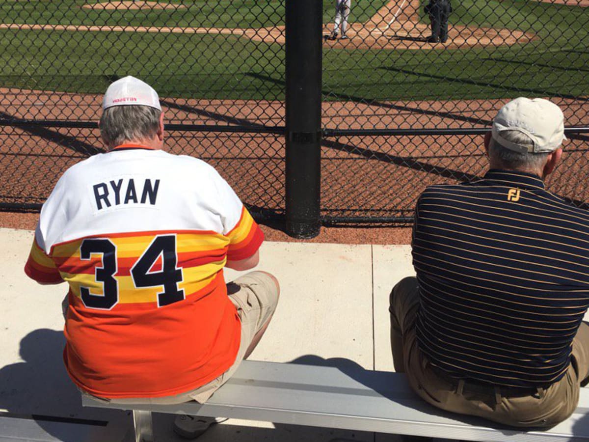 Nolan Ryan fan unaware he's sitting next to Astros great - Sports  Illustrated