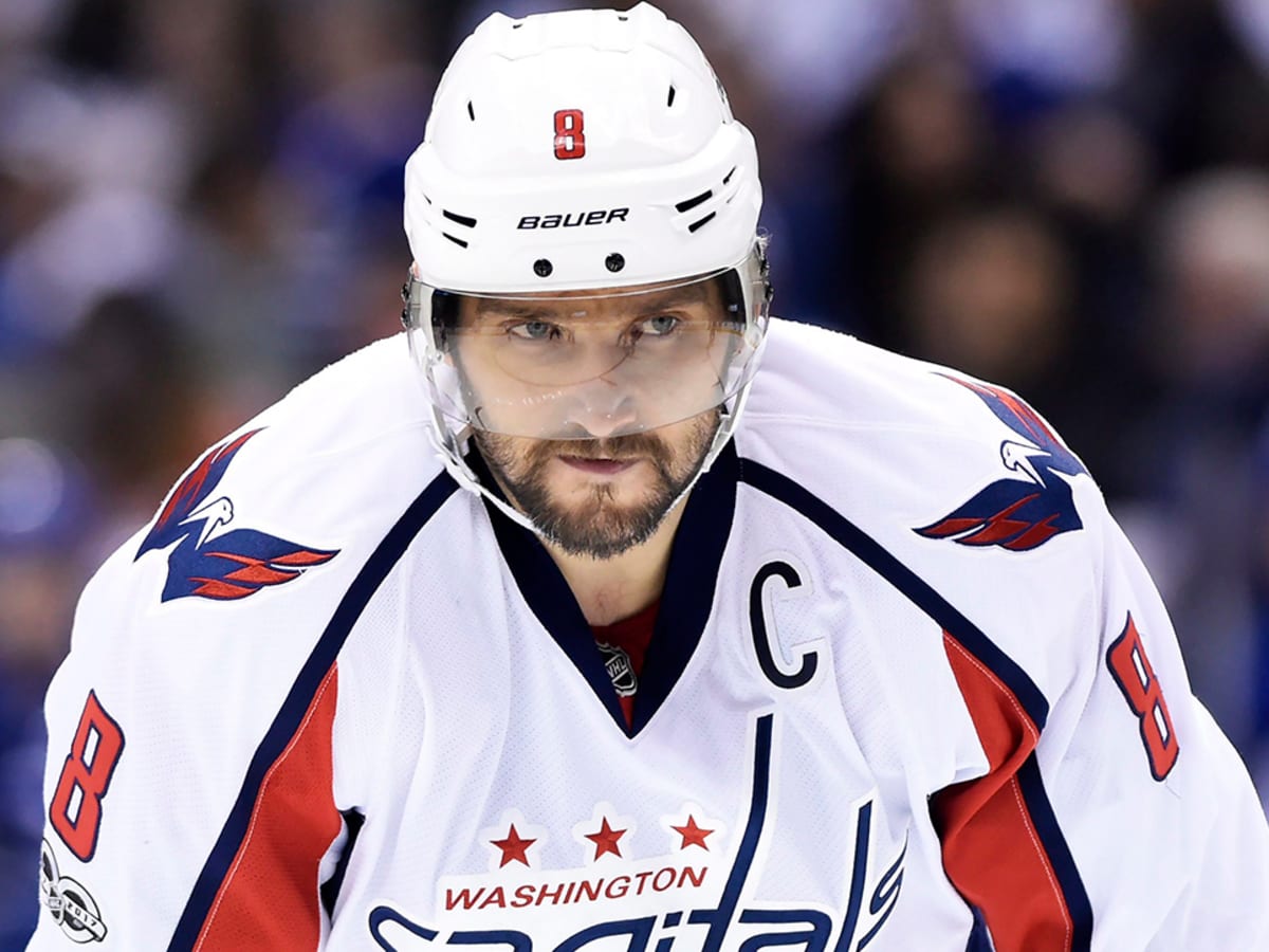 Russia's top ice hockey star Ovechkin renews Gillette contract for