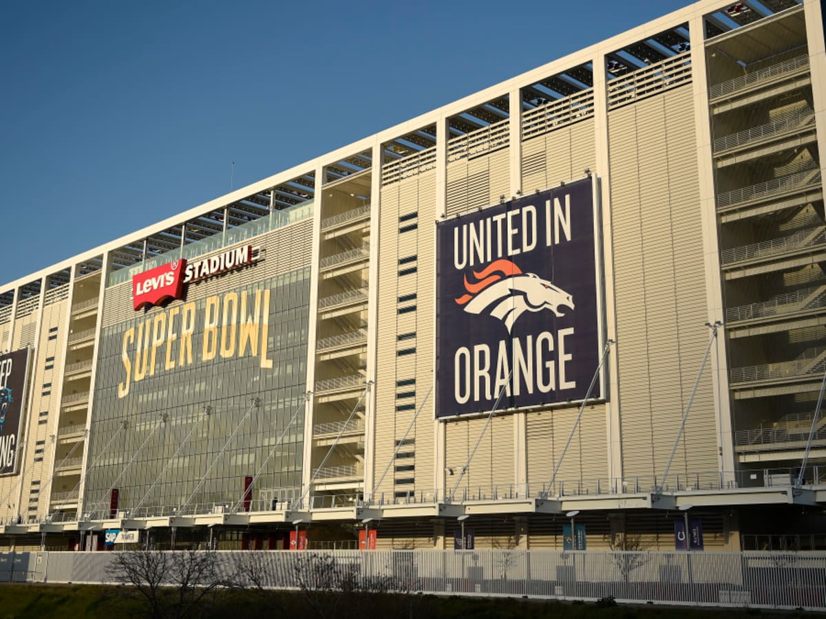 Super Bowl 50: Alcohol prices at stadium were outrageous - Sports  Illustrated