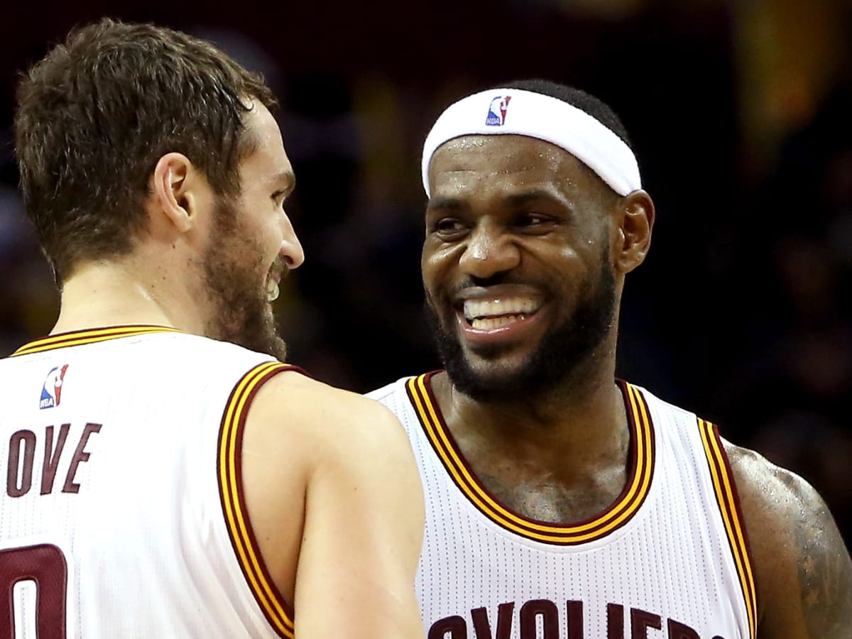 LeBron James roasts Kevin Love's shoes one Twitter - Sports Illustrated
