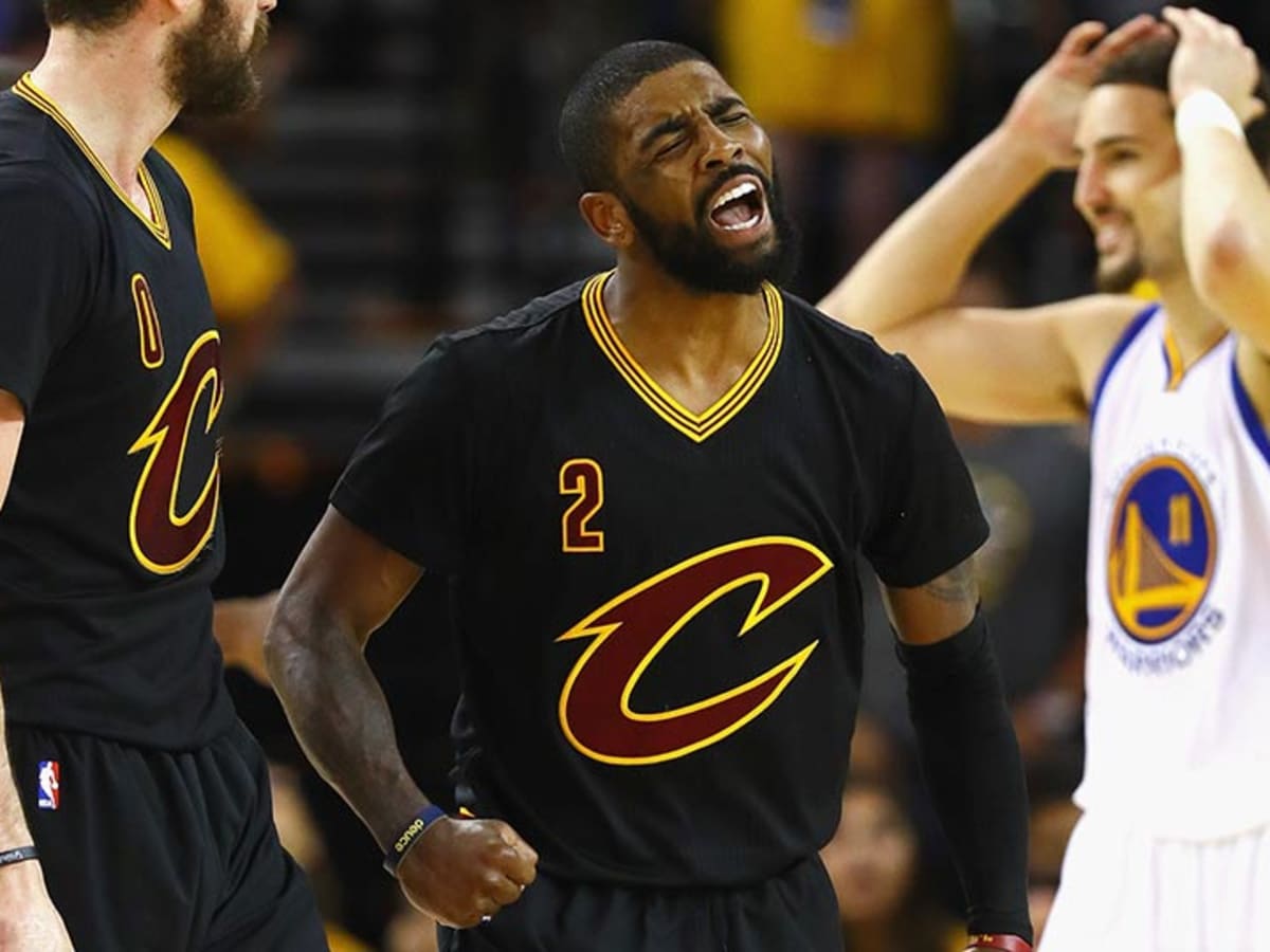 Dave McMenamin on X: Kyrie Irving (and his L knee brace) prior to