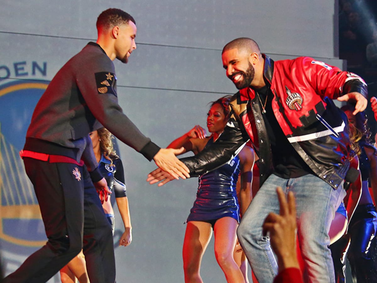 Rapper Drake wears a jacket with a farewell to Los Angeles Lakers' Kobe  Bryant during second half NBA All-Star Game basketball action in Toronto on  Sunday, February 14, 2016. THE CANADIAN PRESS/Mark