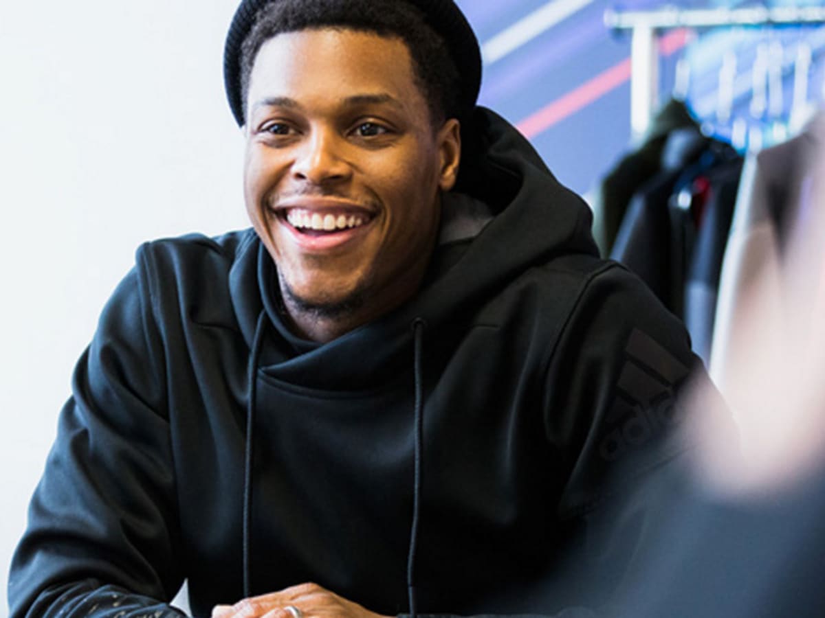 kyle lowry purple shoes