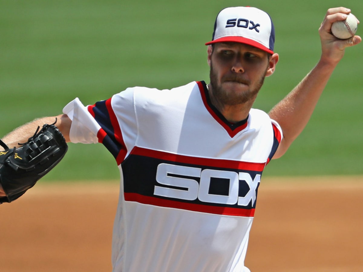Chris Sale sent home for cutting up White Sox throwback jerseys 