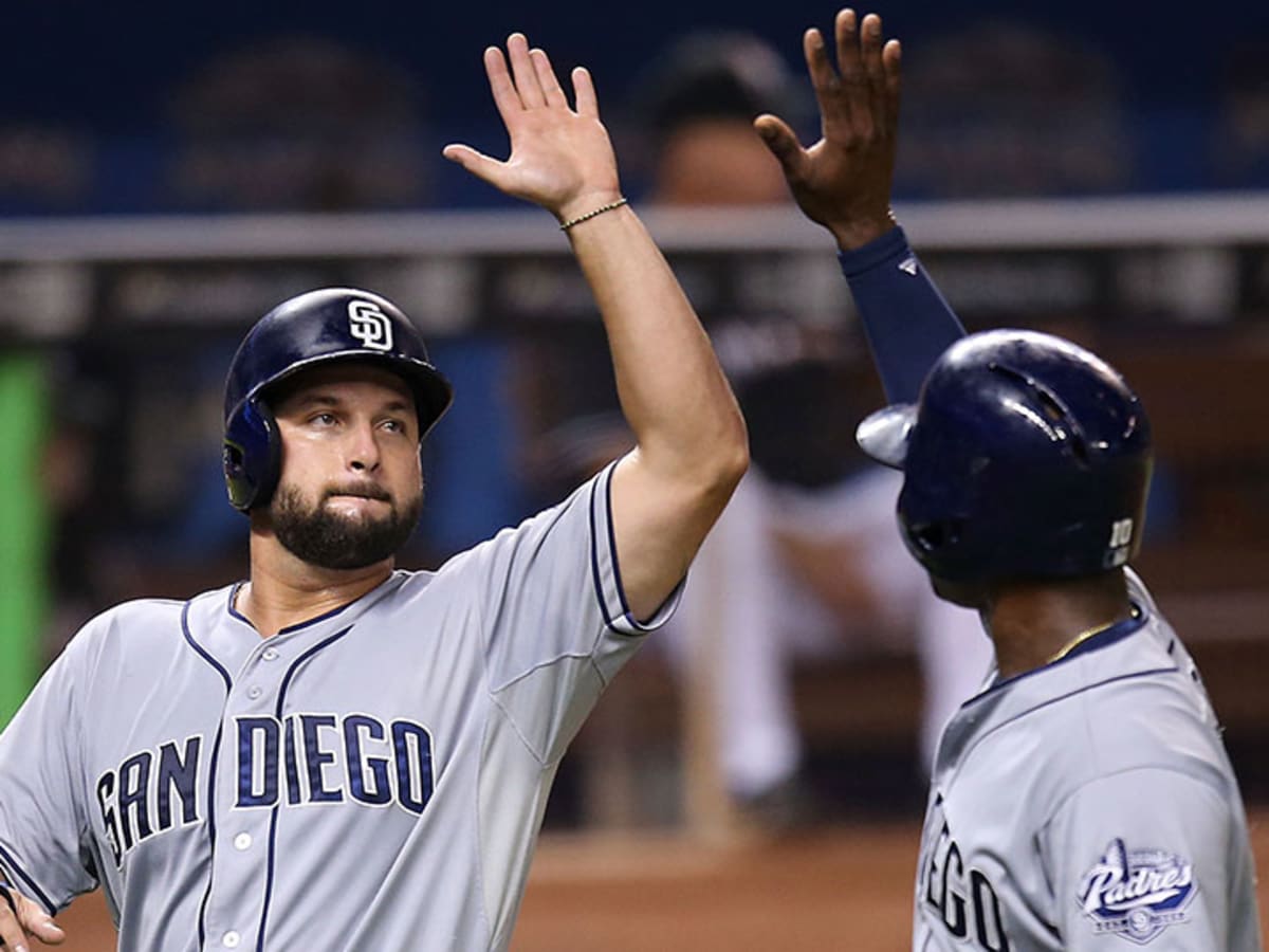 yonder alonso jersey