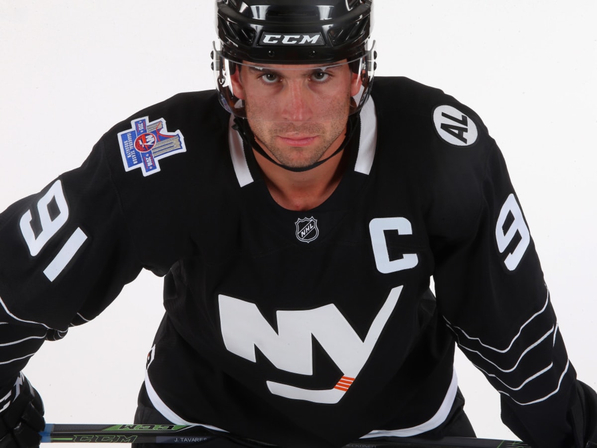 New York Islanders: Team unveils new Brooklyn-themed jerseys - Sports  Illustrated