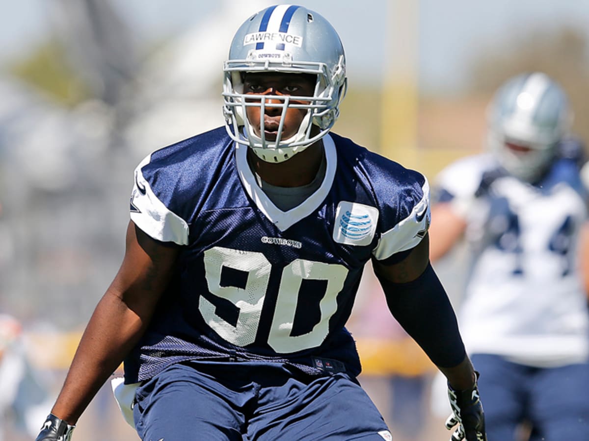 Dallas Cowboys rookie DeMarcus Lawrence breaks foot, out 8-12