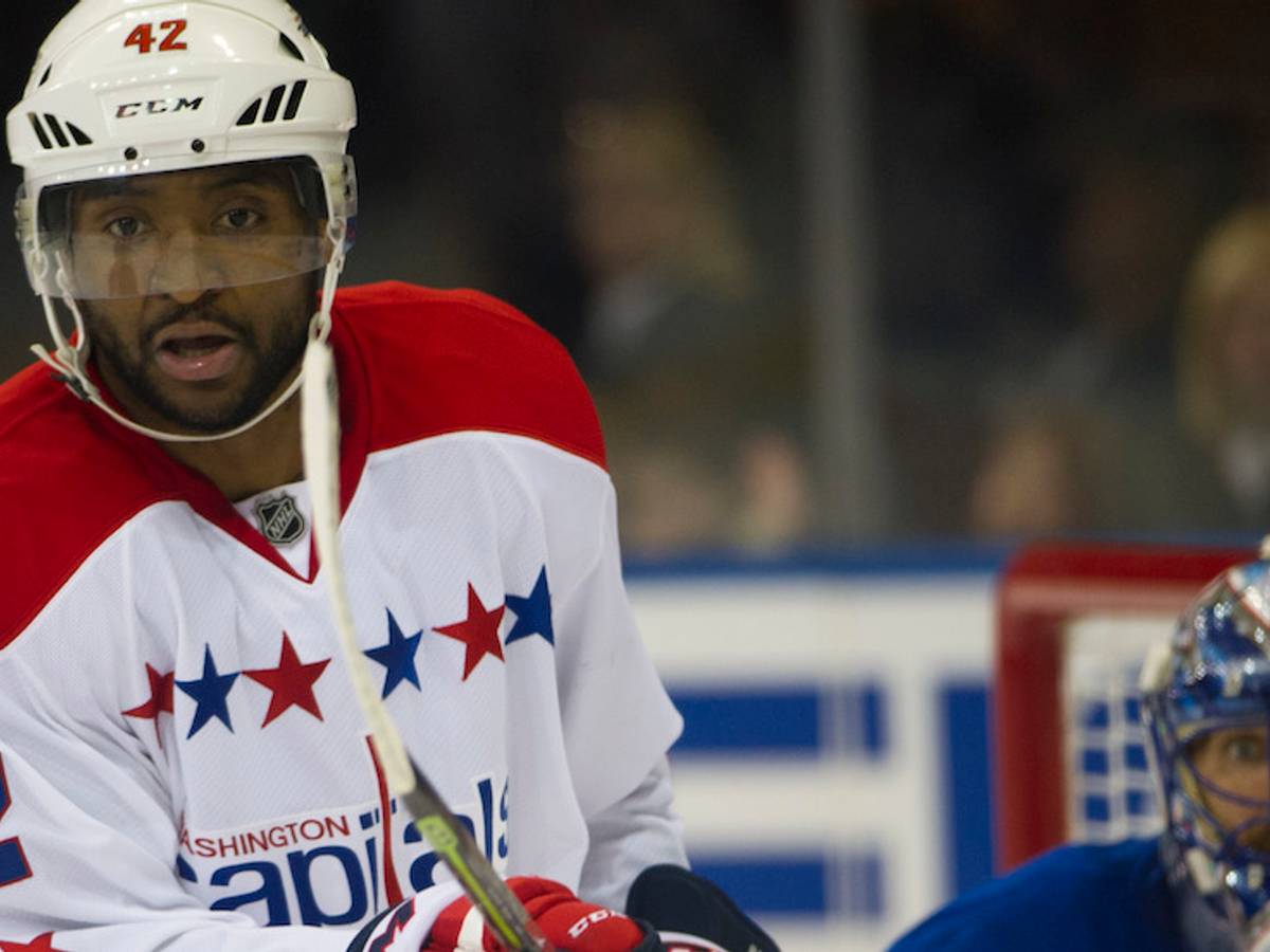 Sharks sign ex Capitals F Joel Ward to 