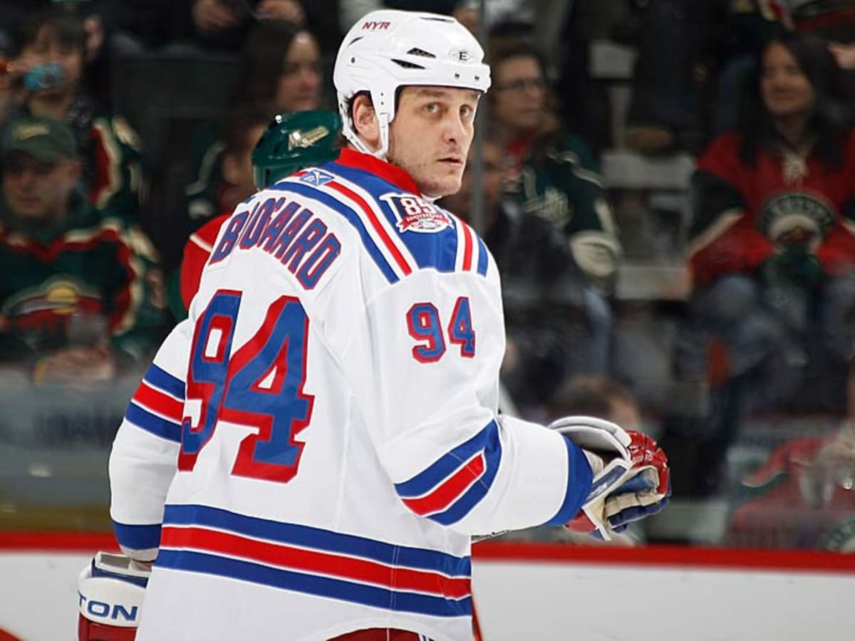 BOY ON ICE: THE LIFE AND DEATH OF DEREK BOOGAARD, by John Branch