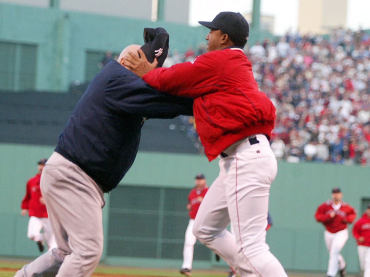 Red Sox Legend Pedro Martinez Regrets Throwing Elderly Yankees Coach Don  Zimmer to the Ground: 'There Hasn't Been Any Other Moment Where I Felt  Worse