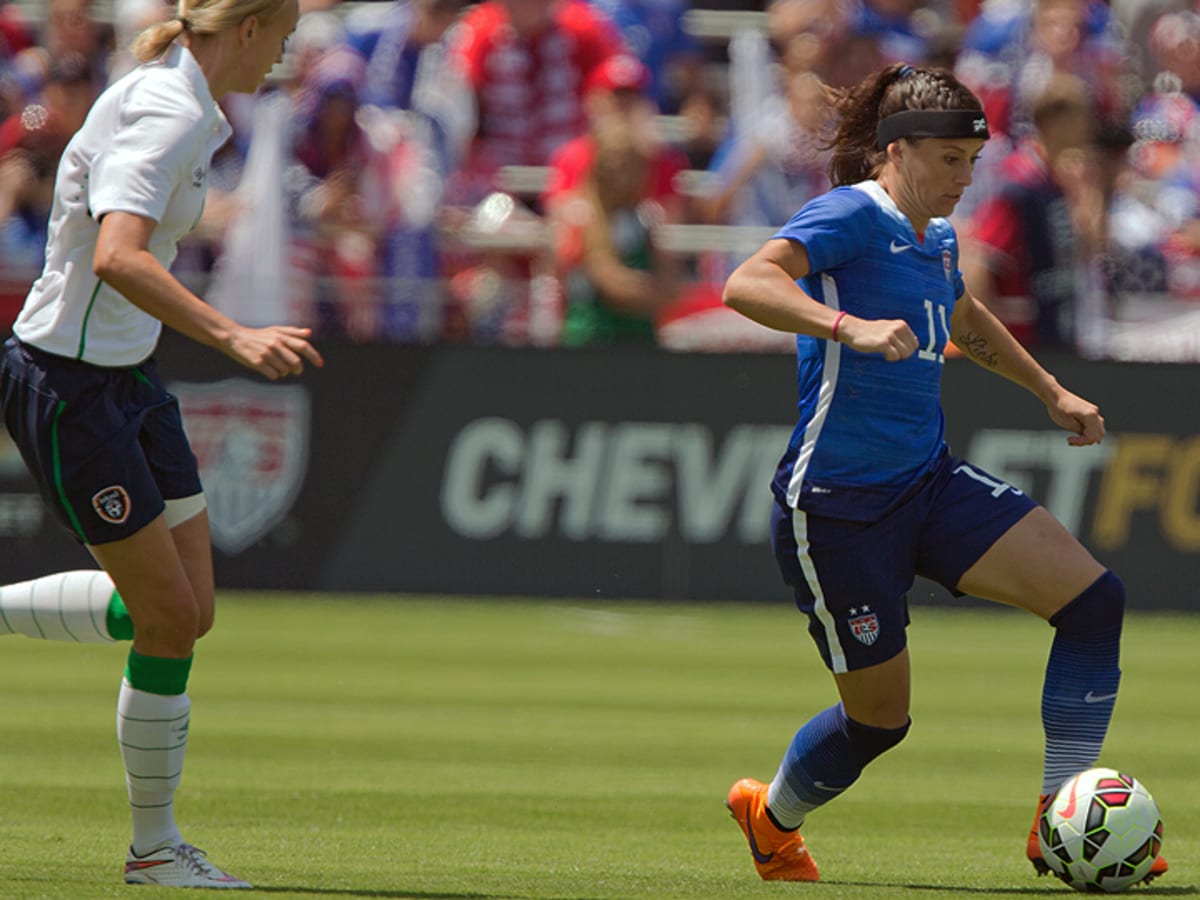 Soccer players consider protecting their heads or fitting in