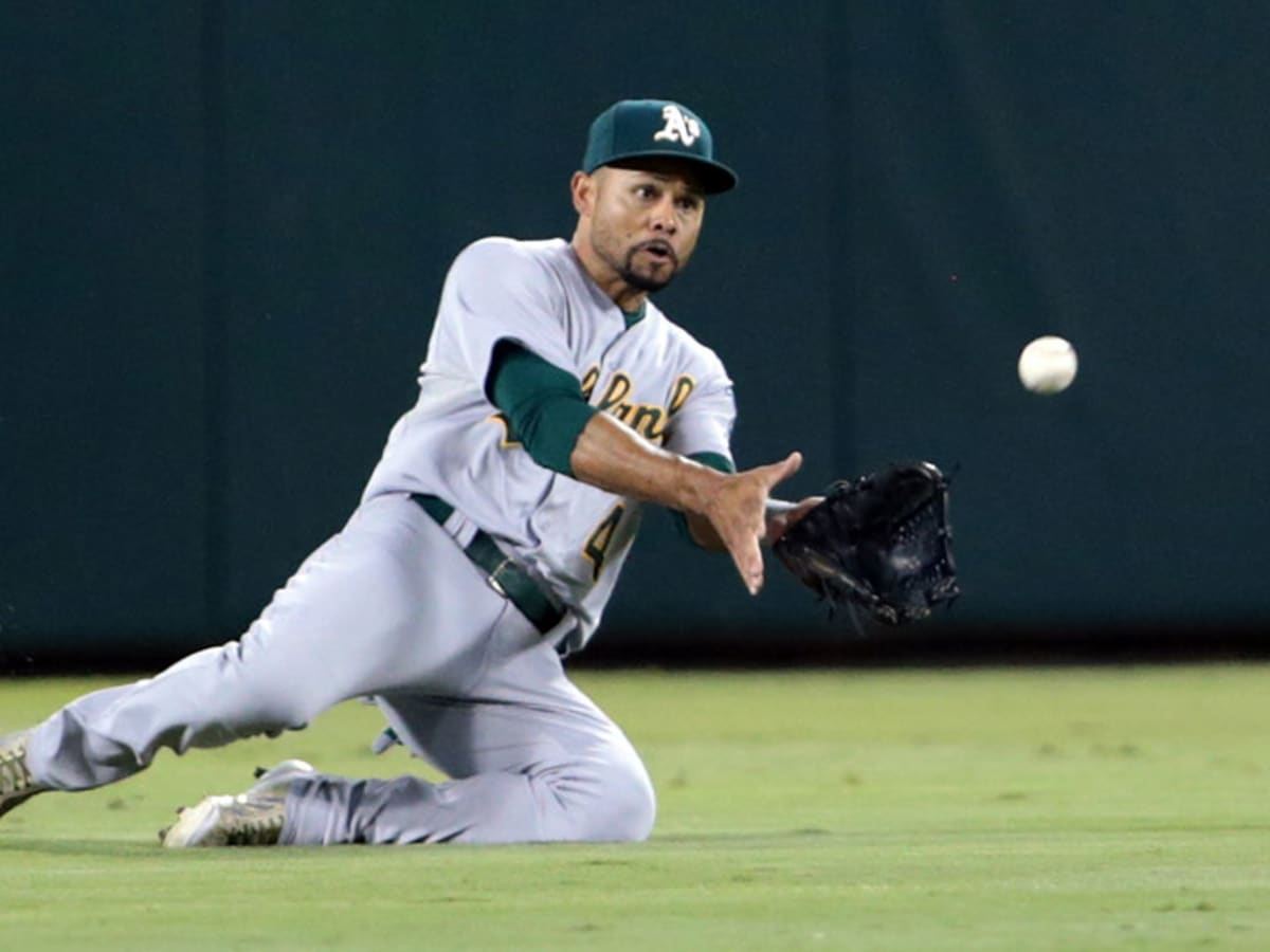 A's outfielder Coco Crisp out for few days with neck strain - Sports  Illustrated