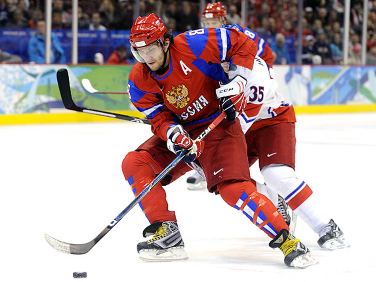 Winter Olympics: Alex Ovechkin struggling, but Russia finds a way