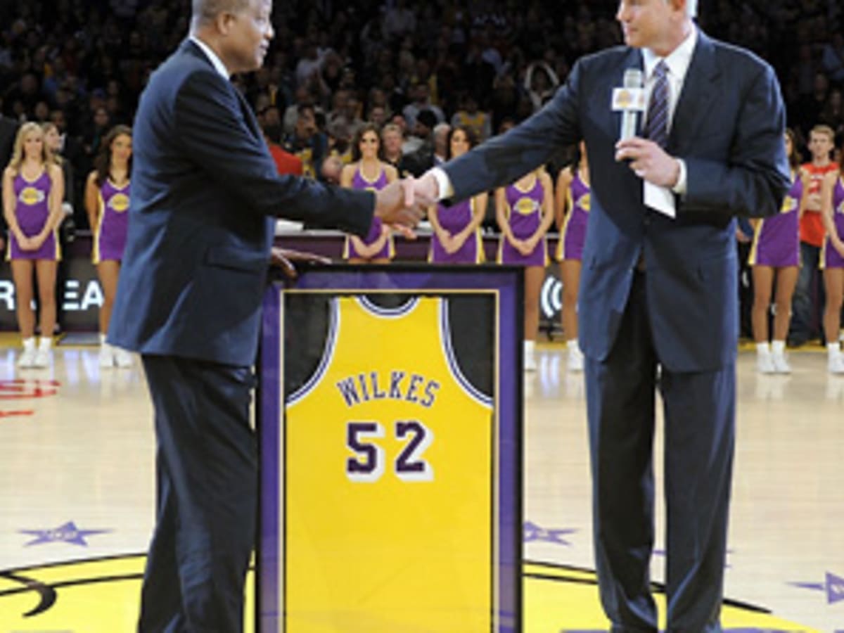 Lakers retire Jamaal Wilkes' No. 52 jersey - Sports Illustrated