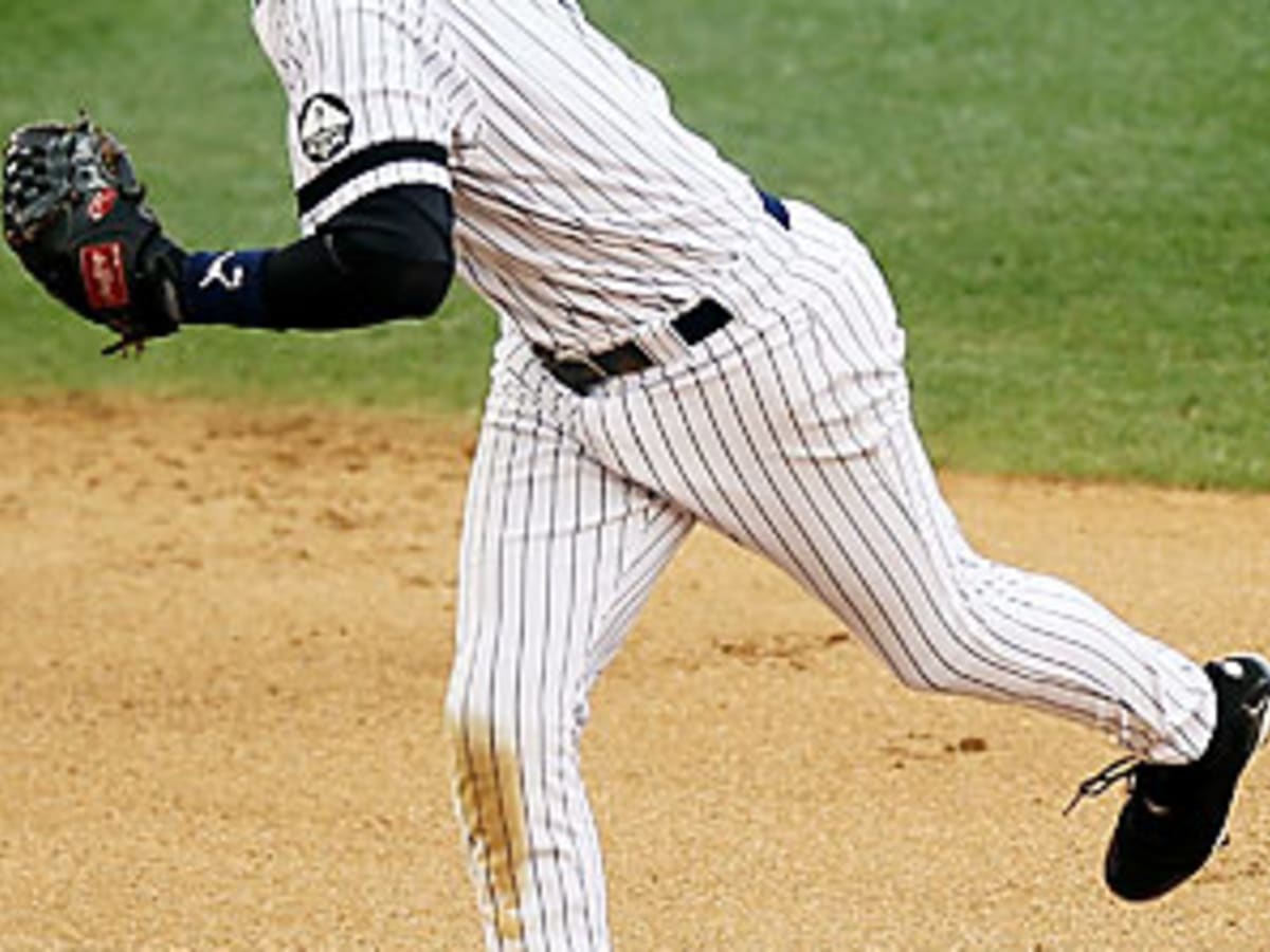 Yankees-Mariners: Fans chase Brett Gardner home run ball (video) - Sports  Illustrated