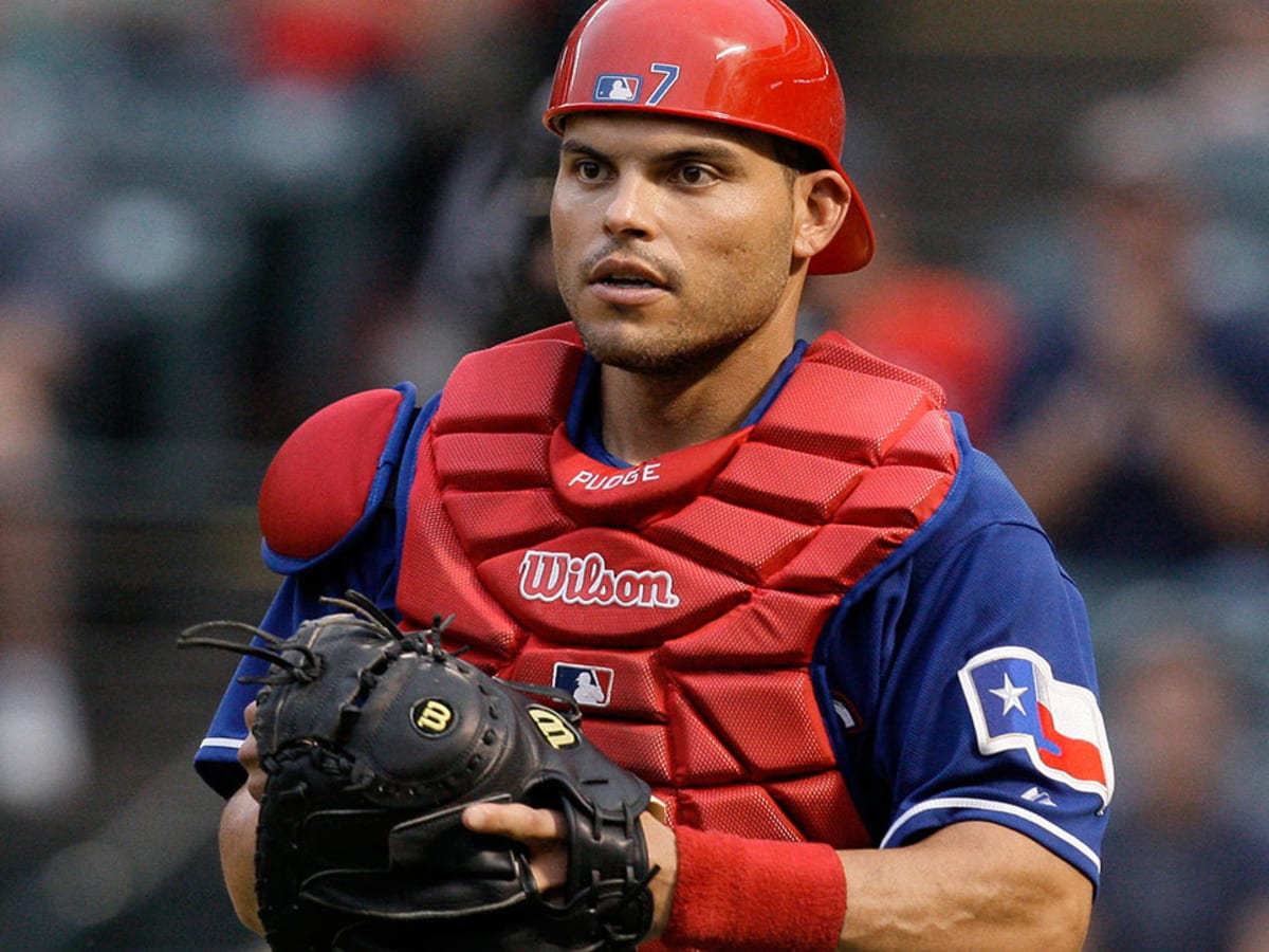 Cliff Corcoran: Is Ivan Rodriguez the greatest catcher in major league  history? - Sports Illustrated