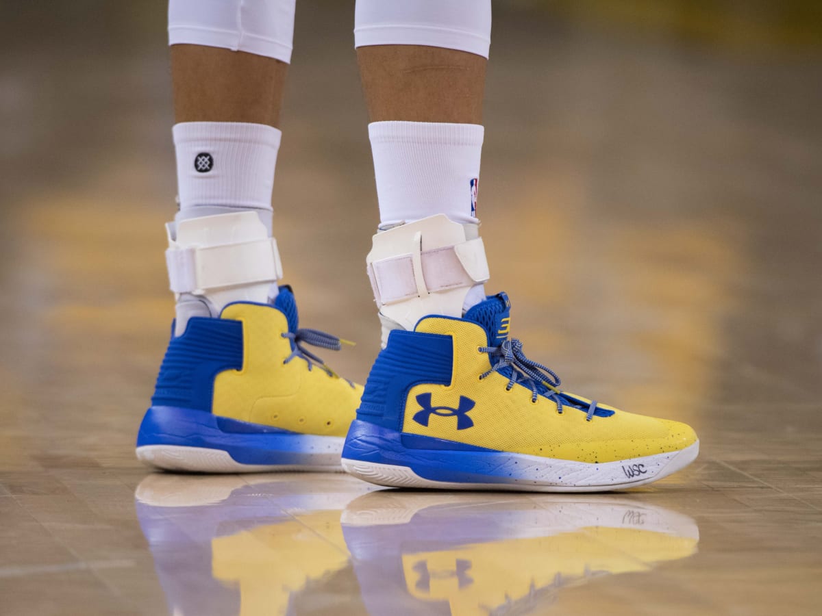 athletes signed with under armour