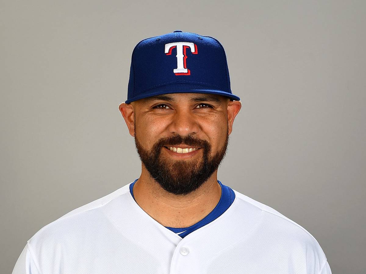 Pittsburgh Pirates Hire Oscar Marin to be Next Pitching Coach - Sports  Illustrated Pittsburgh Pirates News, Analysis and More