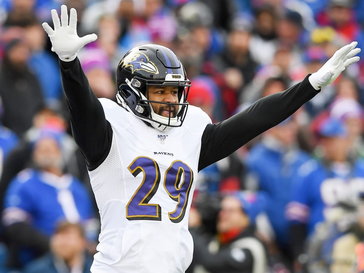 earl thomas jersey change