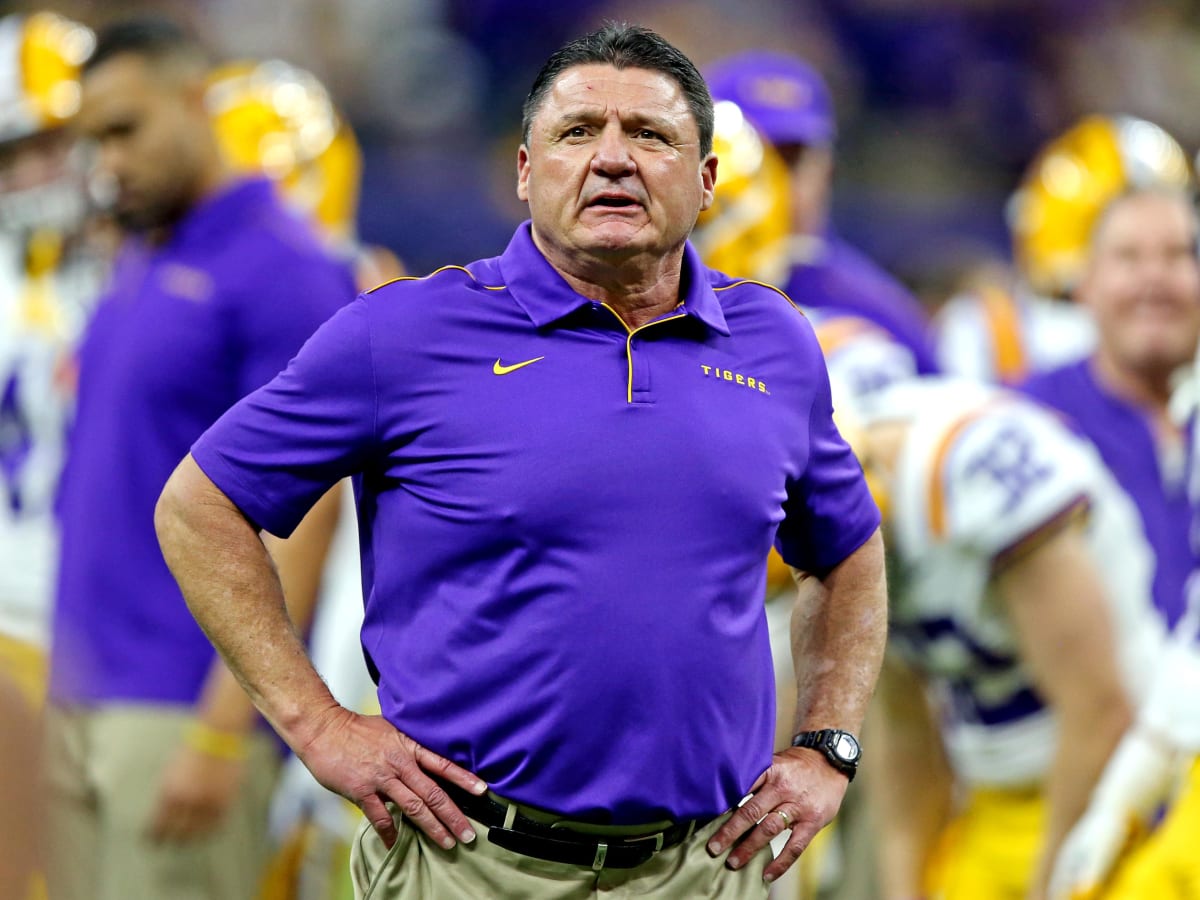 Report: LSU Analyst Jorge Munoz Takes Wide Receivers Job With