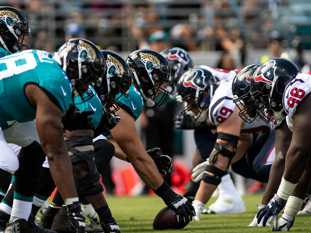 Jacksonville Jaguars' Brandon Linder 