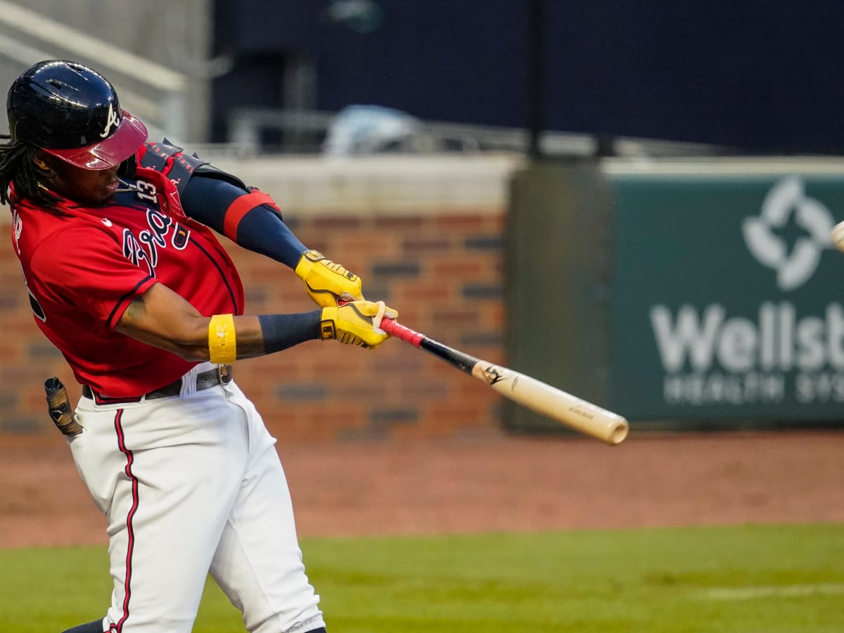 WATCH: Ronald Acuña Jr. throws out runner at third with right-field laser  as Braves win again 
