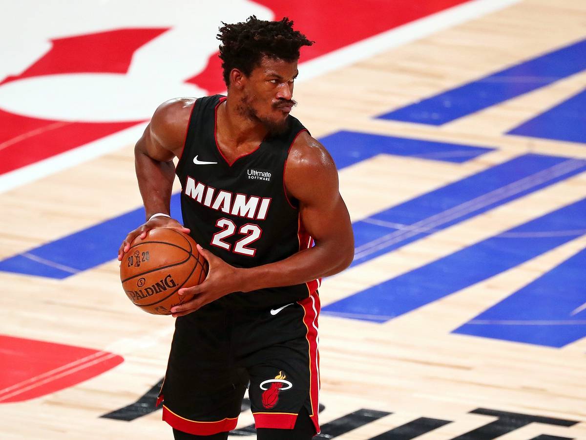 Jimmy Butler Signs Multi-Year Shoe Deal 