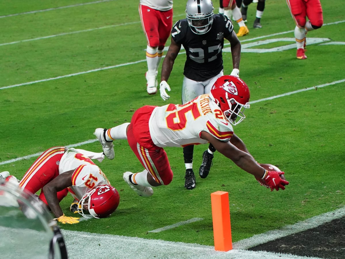 Chiefs RB Edwards-Helaire among 10 who could have big second seasons -  Arrowhead Pride