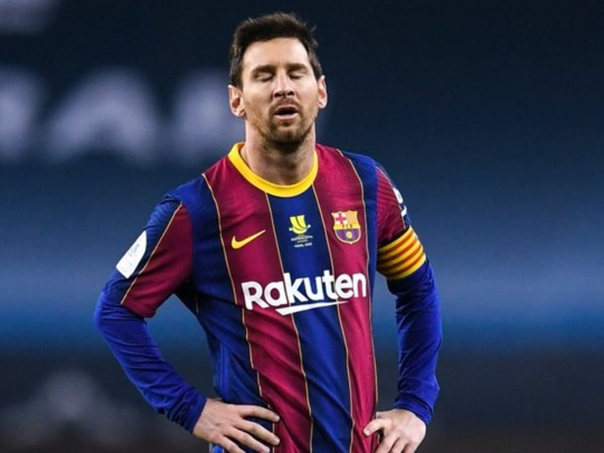 Soveværelse Spektakulær gateway Lionel Messi gets red card as Athletic wins Super Cup over Barcelona -  Sports Illustrated