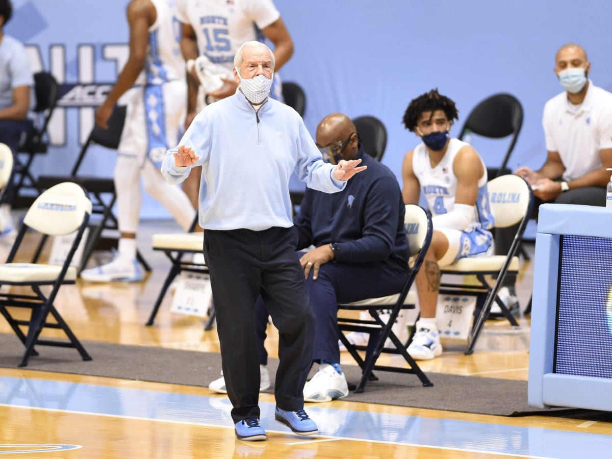 Roy Williams on His Pandemic Sideline Fashion Choices - Sports Illustrated  North Carolina Tarheels News, Analysis and More