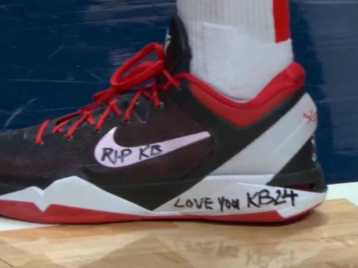 PJ Tucker honors Kobe Bryant, sharpies 