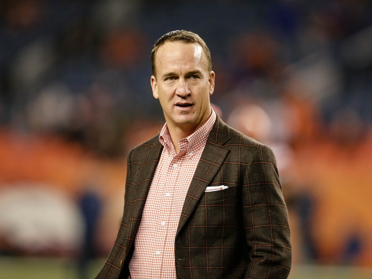 Report: Peyton Manning Agrees to Become Part-Owner of Memphis