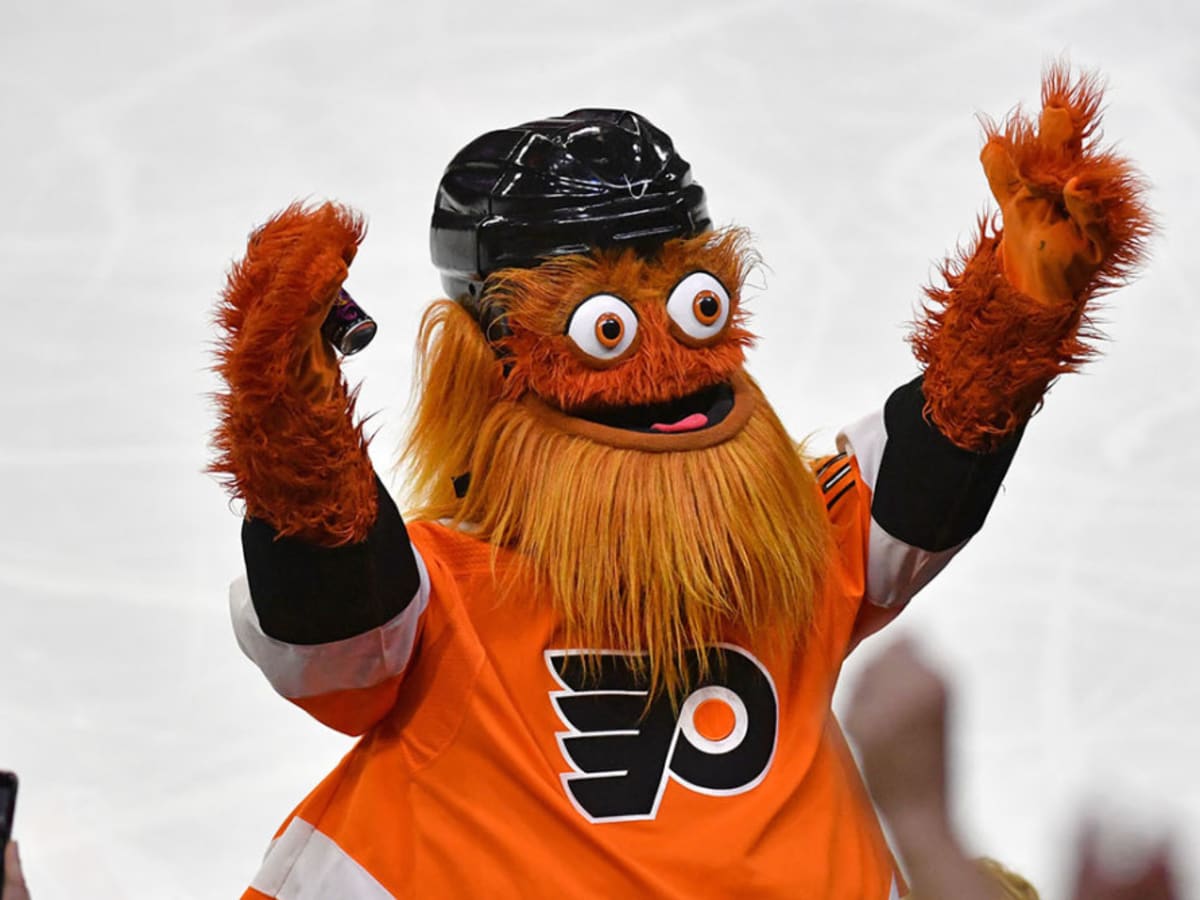 Philadelphia police won't charge Flyers' mascot Gritty with