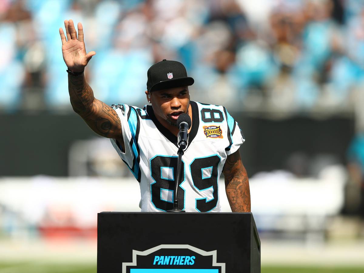 Panther Rewind: Remembering Steve Smith's Amazing Comeback 2005 Season -  Sports Illustrated Carolina Panthers News, Analysis and More