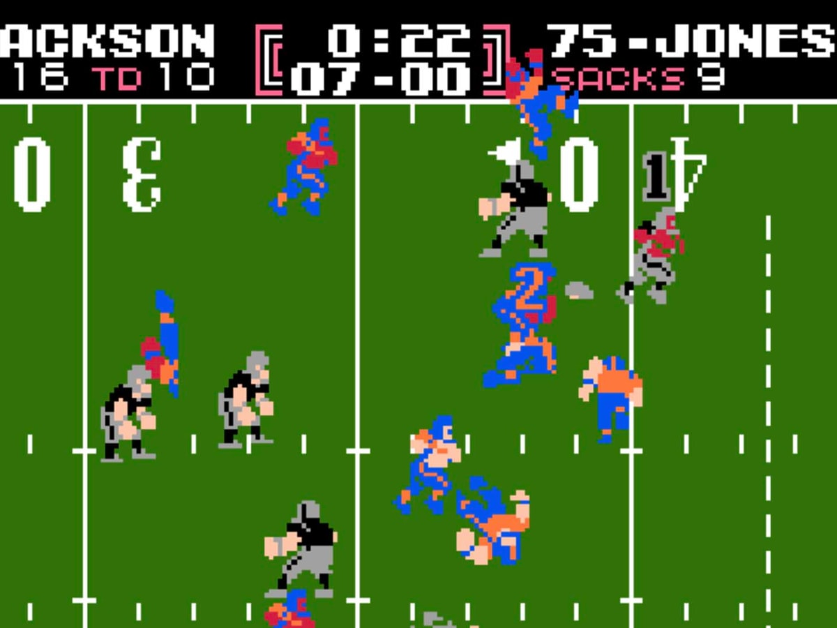Beating Tecmo Bowl, with the help of an expert