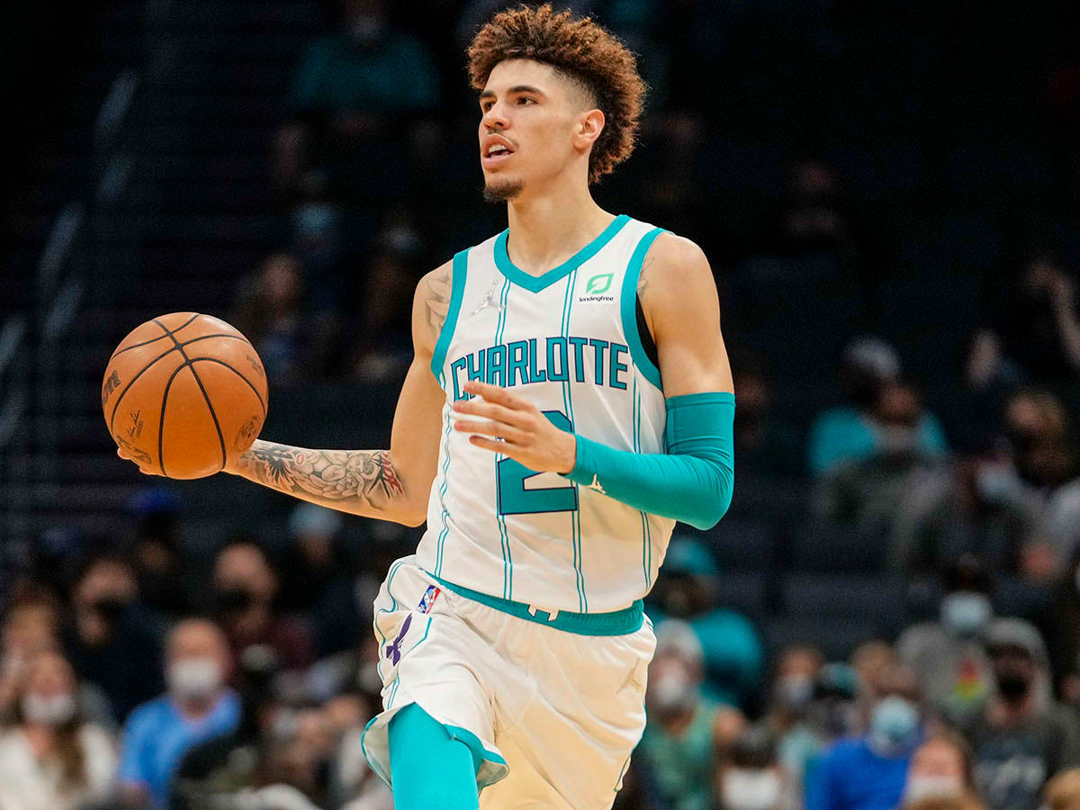 LaMelo Ball Isn't Ready to Give Up Old Puma Shoes - Sports Illustrated  FanNation Kicks News, Analysis and More